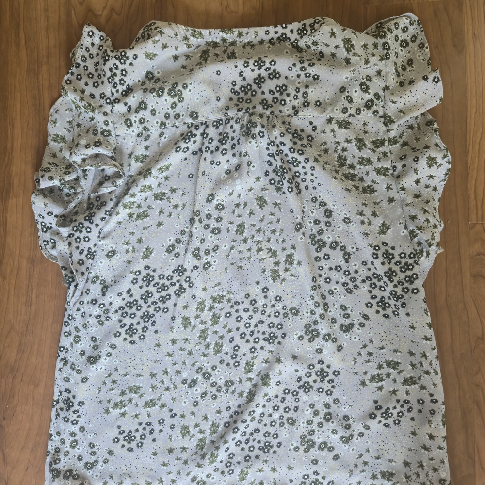 Ann Taylor Factory Floral Ruffle Sleeve Blouse - Grey and Green - Picture 2 of 10